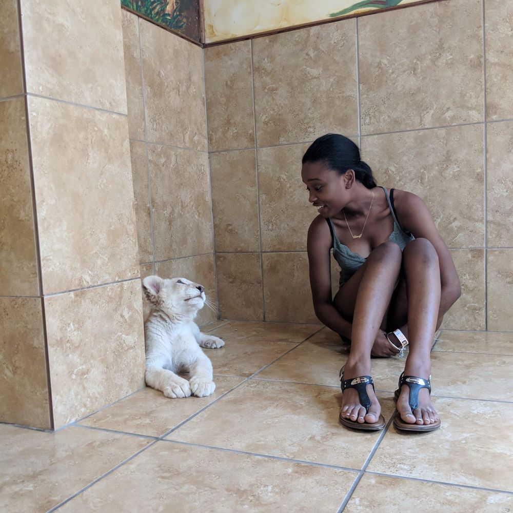 Meet your Posher, Stacy